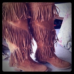 Fringe Boots